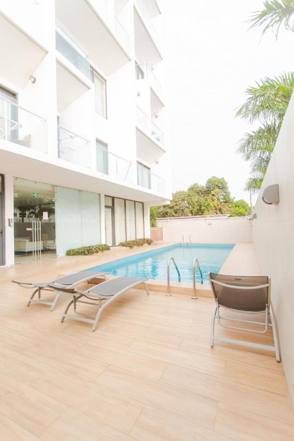 Accra Luxury Apartments @ Pine Court Exterior foto