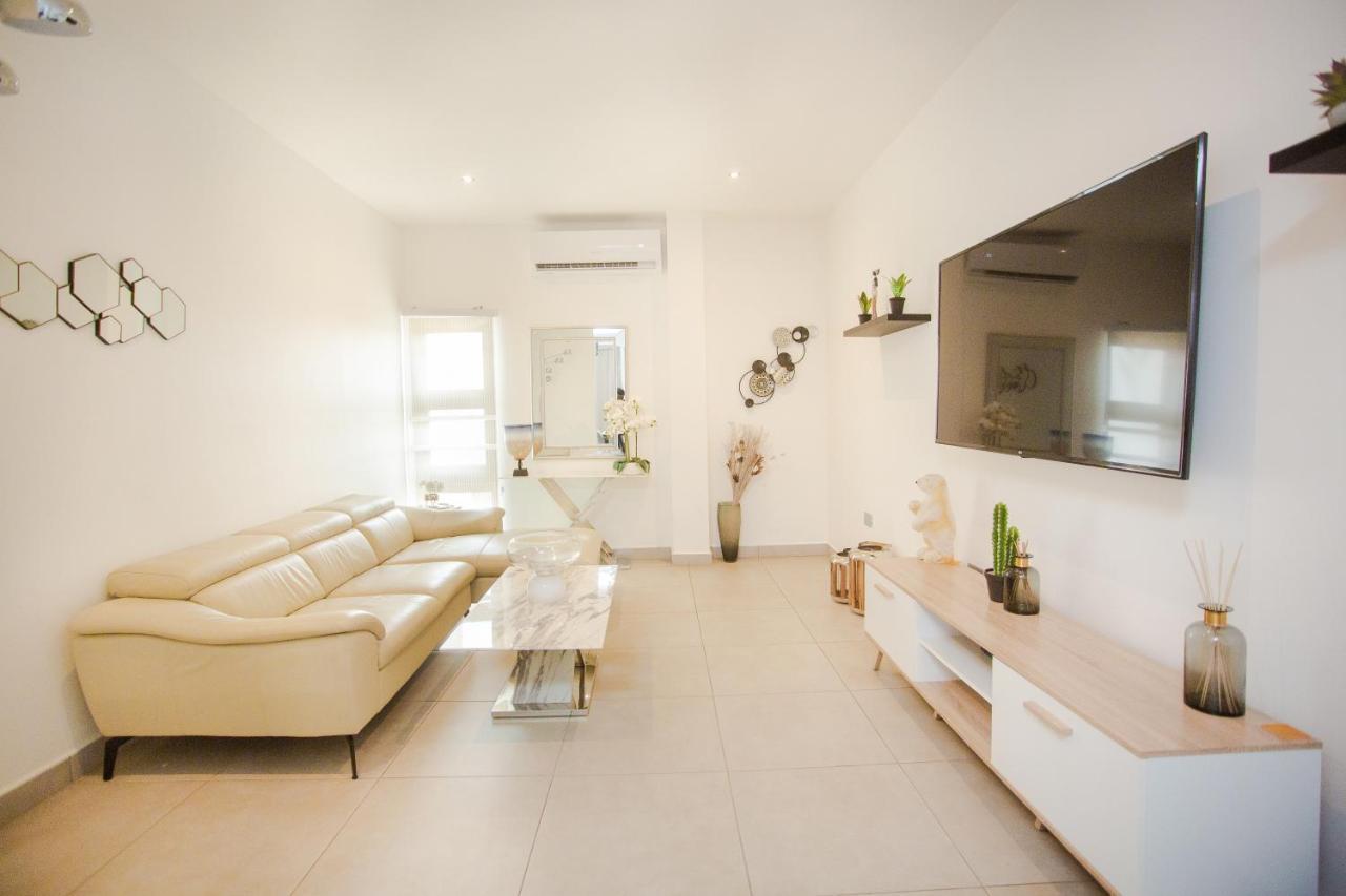Accra Luxury Apartments @ Pine Court Exterior foto
