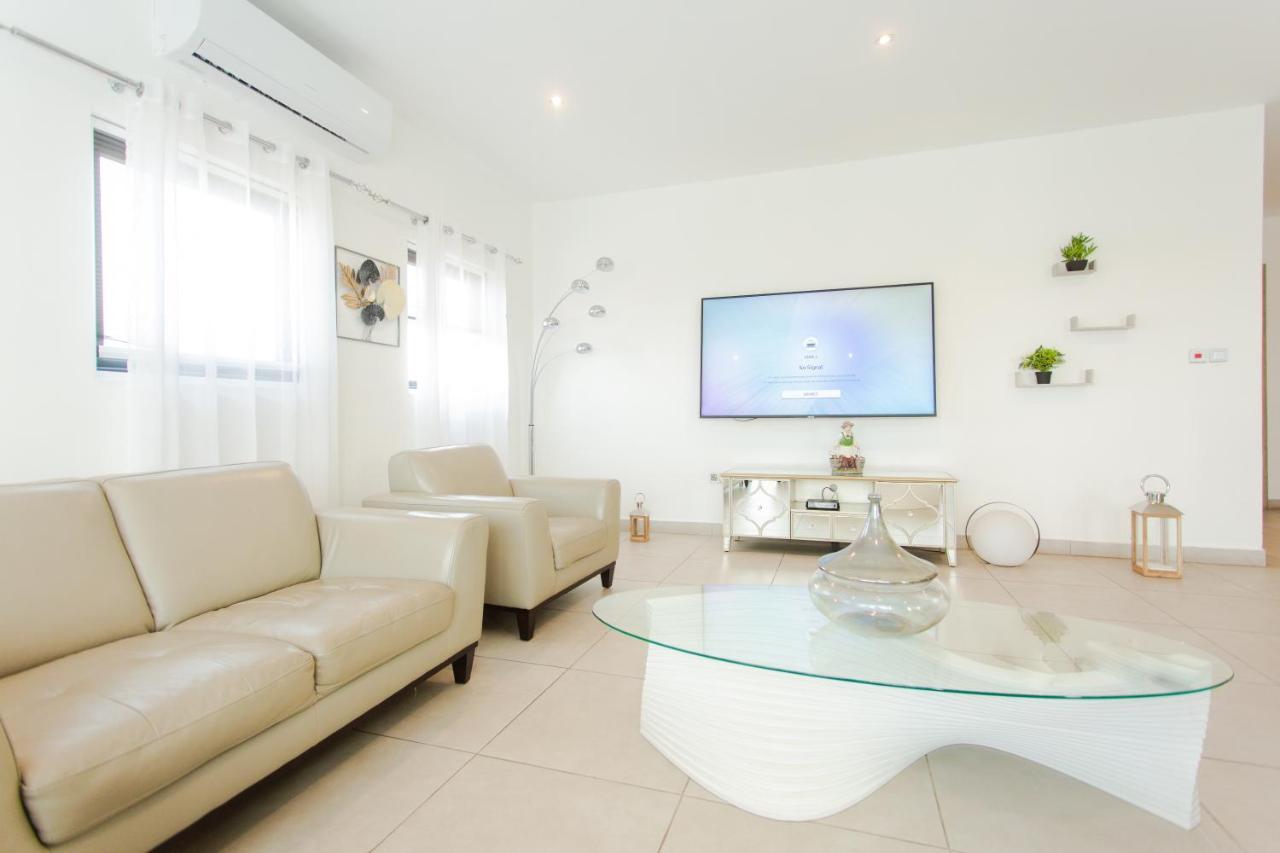 Accra Luxury Apartments @ Pine Court Exterior foto